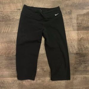 Nike Yoga Crops